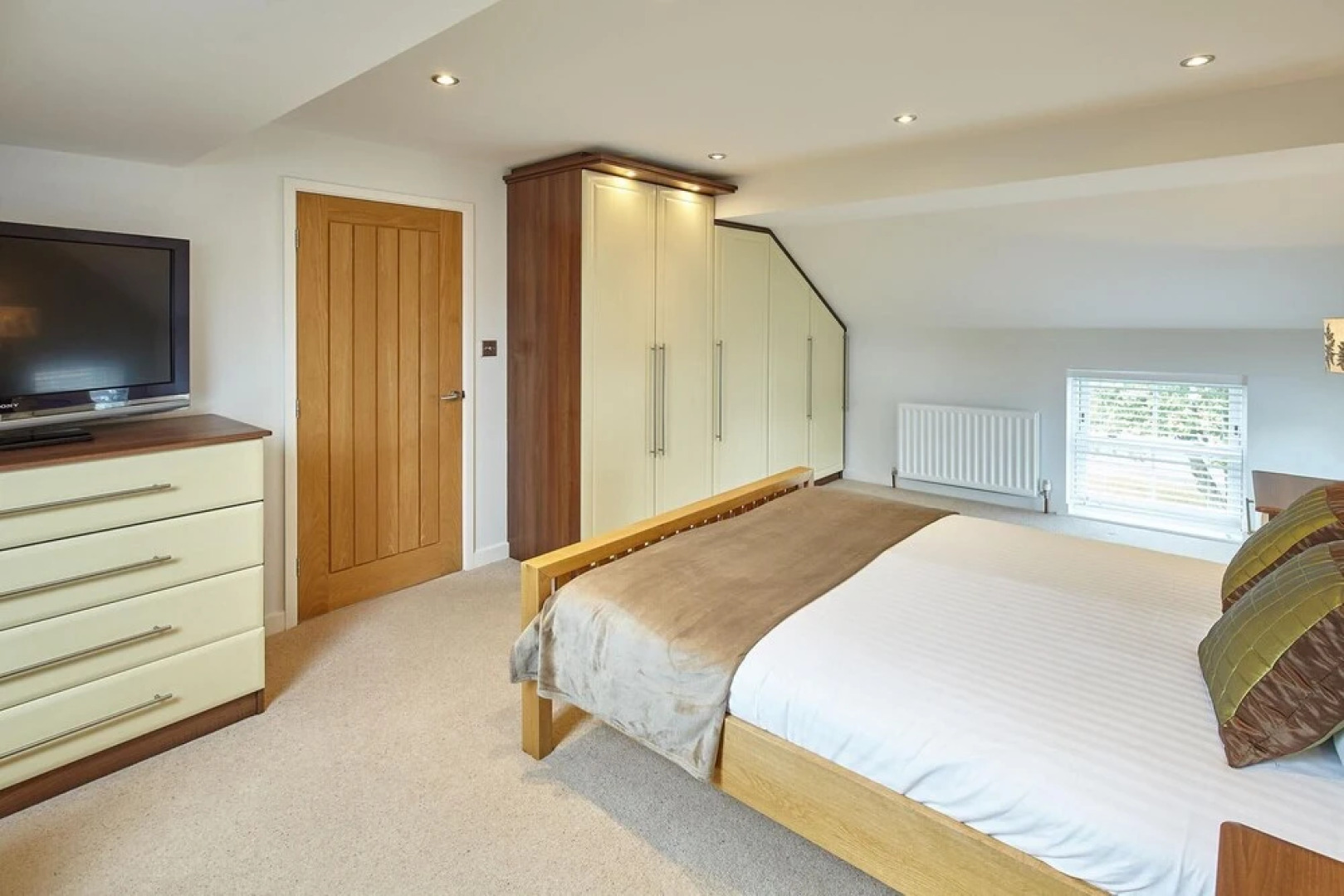 Host Stay Doray House