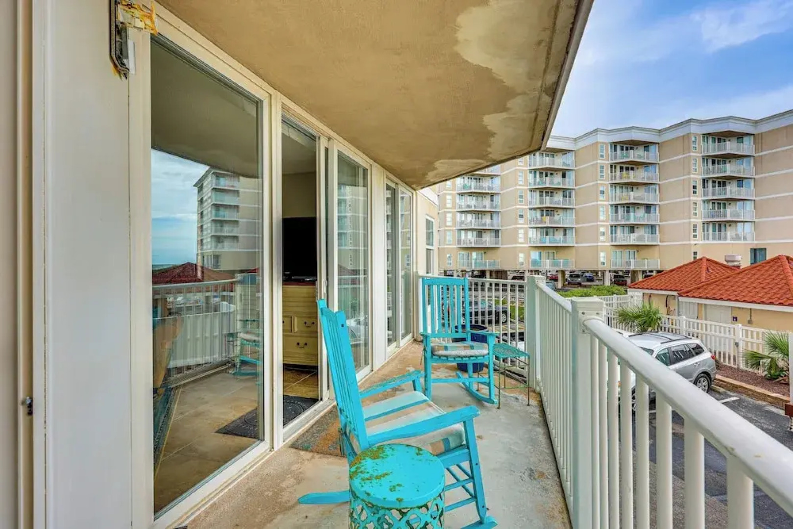 On-site Ocean Access: Condo in North Topsail Beach