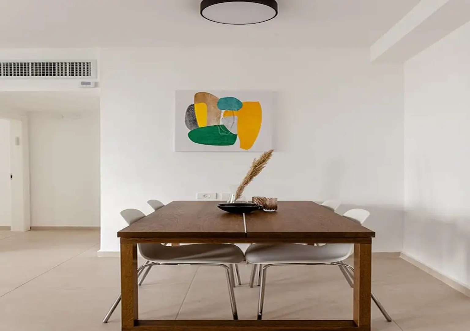 O-O Group -Luxury 3BR APT See View Tower