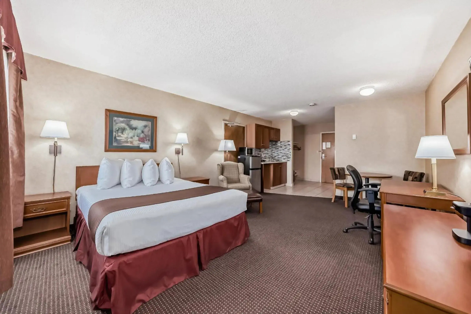 Stony Plain Inn and Suites
