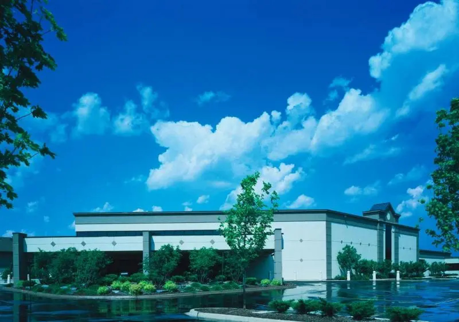 Best Western Plus Sterling Inn