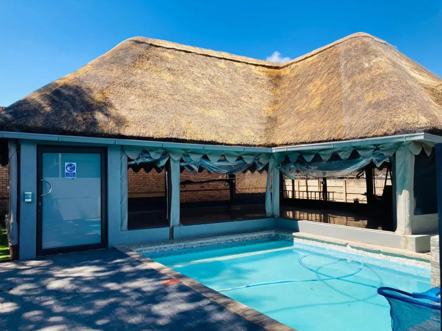 President Guest Lodge