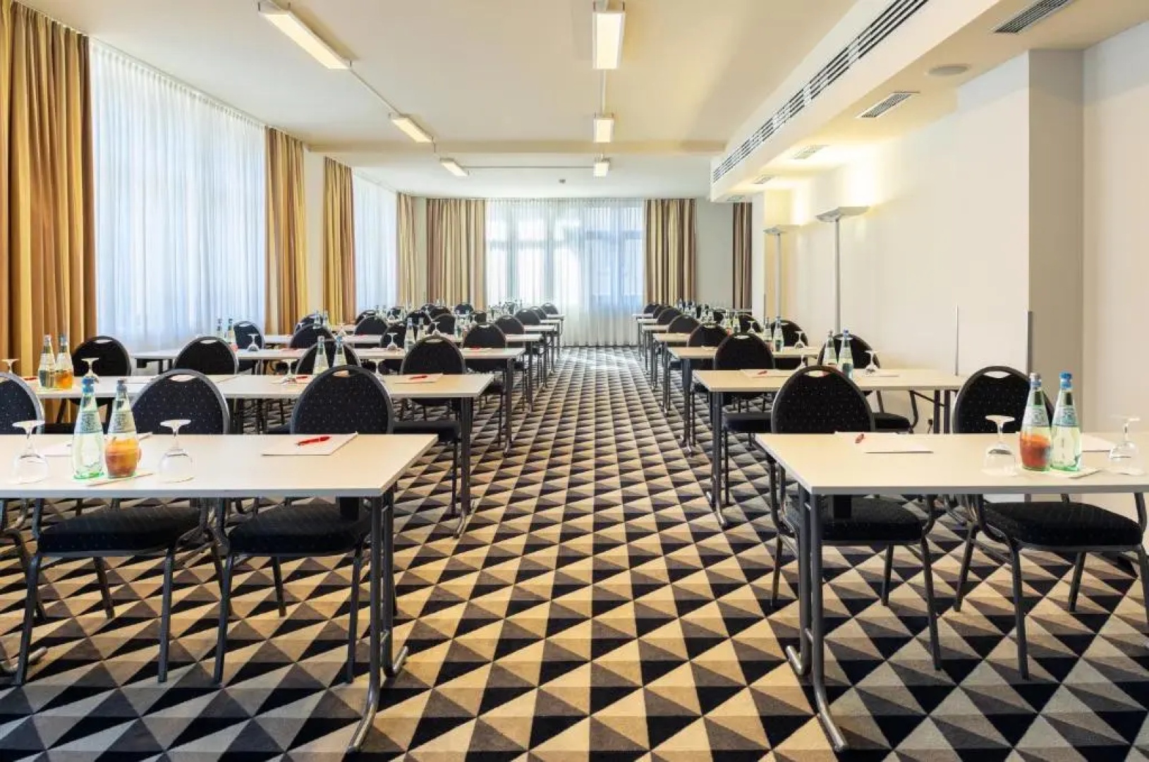 Premier Inn Köln City Mediapark