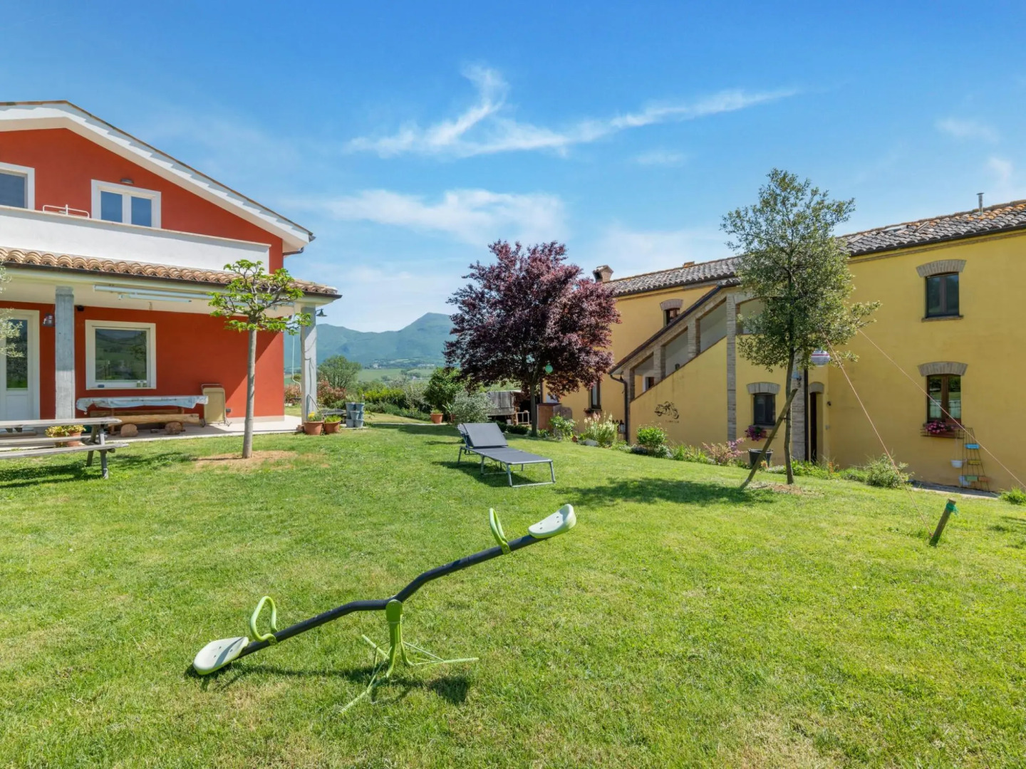 Rural apartment in Matelica with shared pool