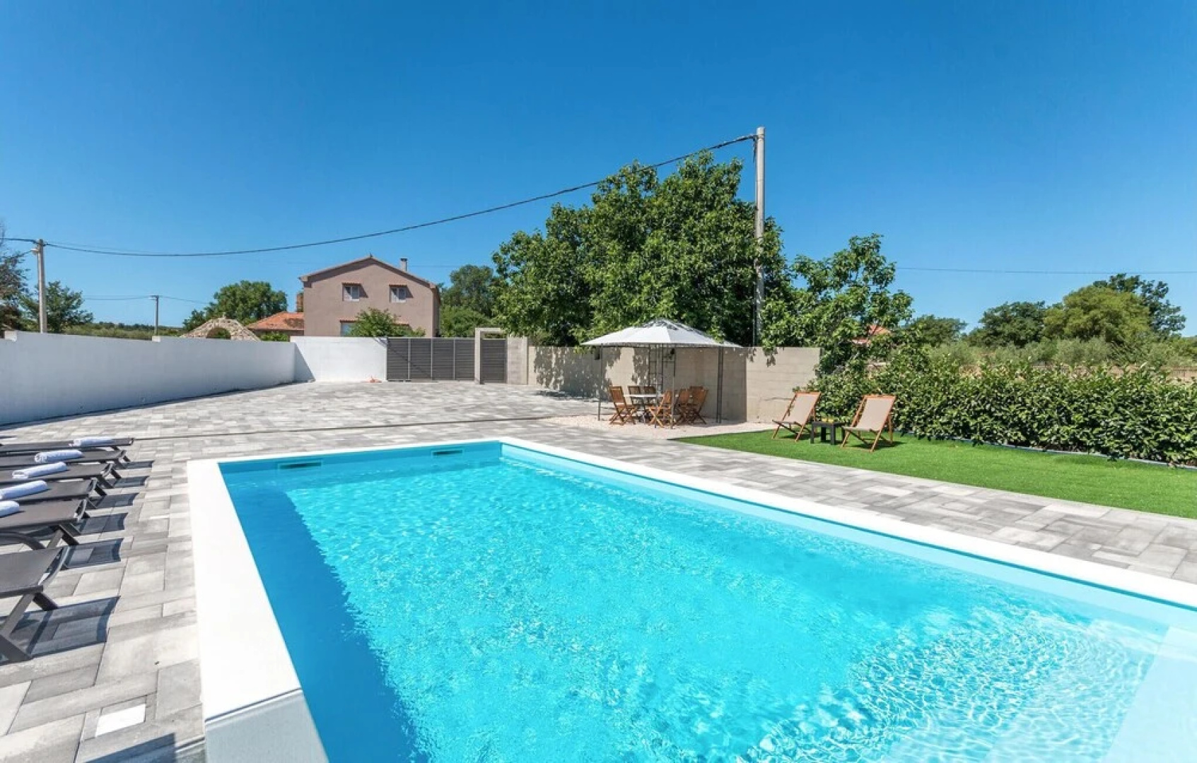 Amazing Home in Rastane Donje With 3 Bedrooms, Wifi and Outdoor Swimming Pool