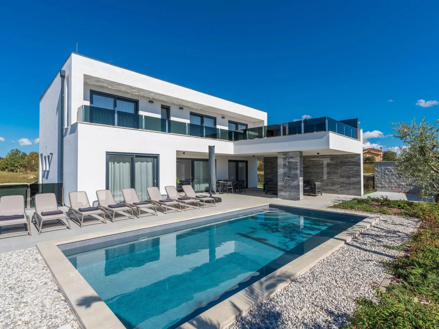 Amazing Holiday Home In Novigrad With Bubble Bath
