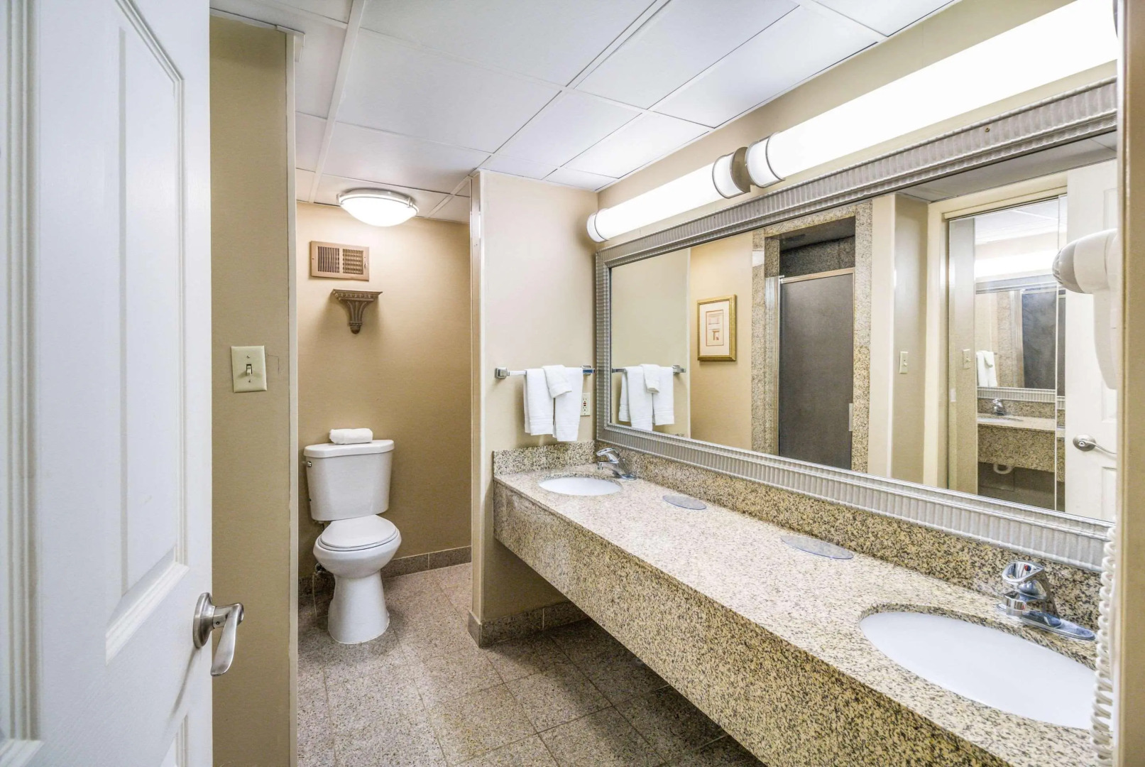 Ramada Plaza Riverside