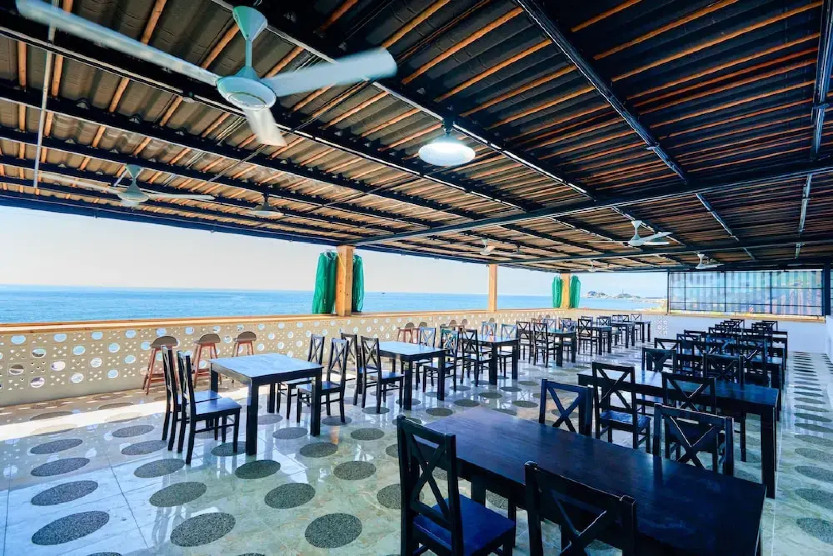 Adora Bay Ke Ga Beach Resort