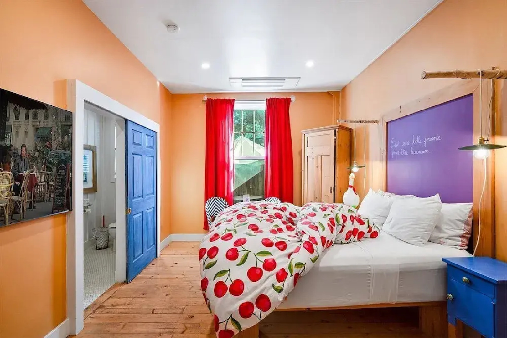 Metro Hotel and Cafe