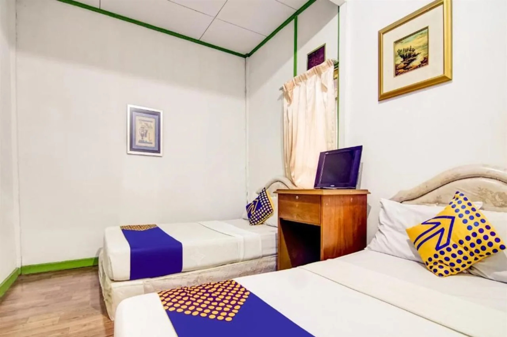 Villa Anyelir Yustik