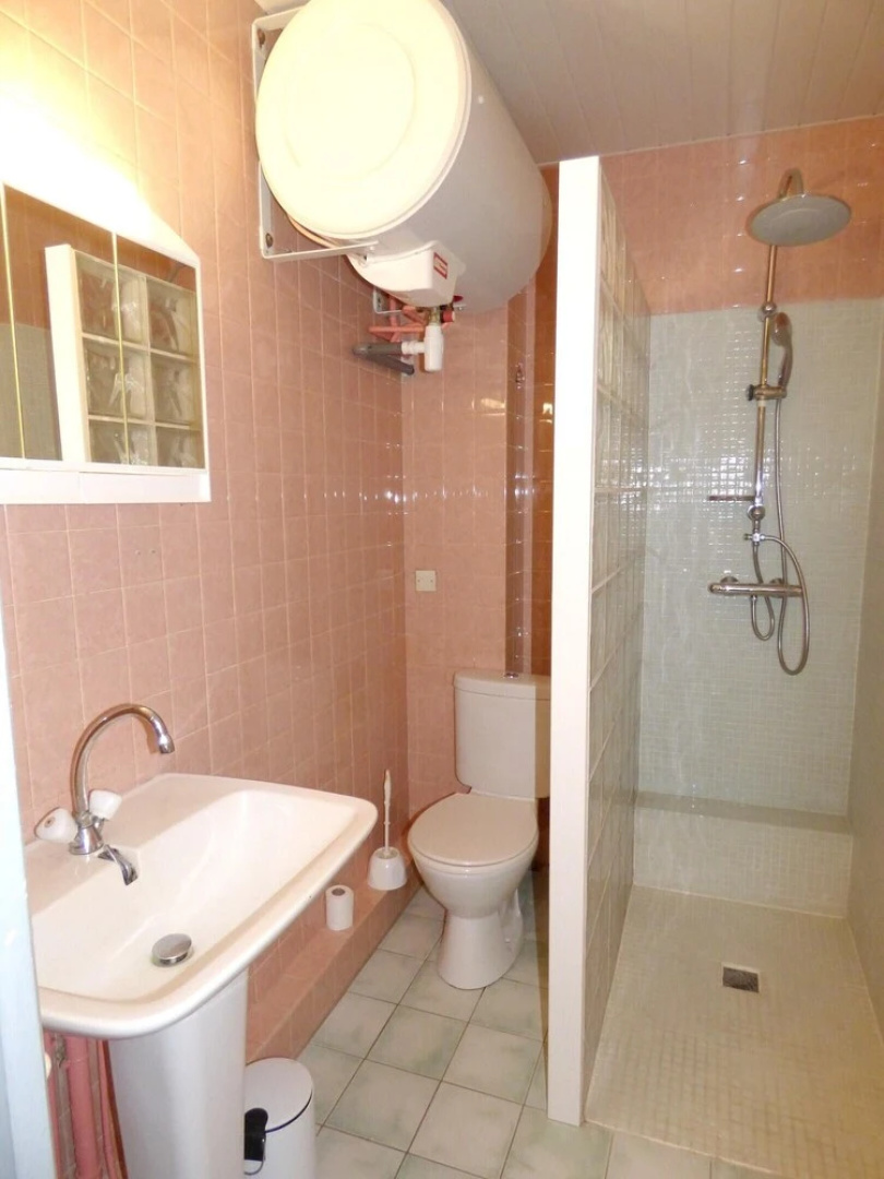Studio in Brioude, With Wonderful City View and Furnished Terrace