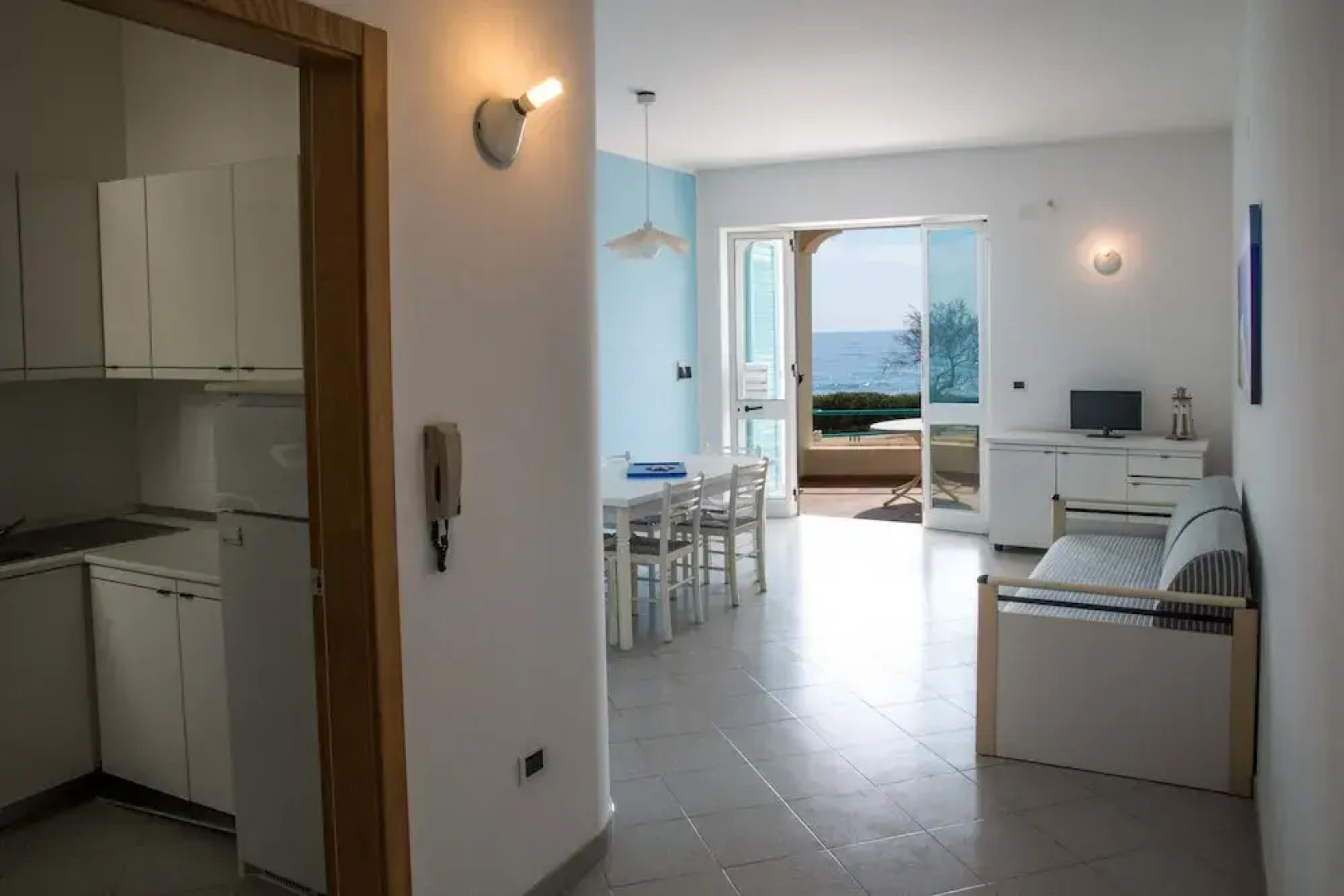 Luxurious Villa in Torre Suda with Jacuzzi