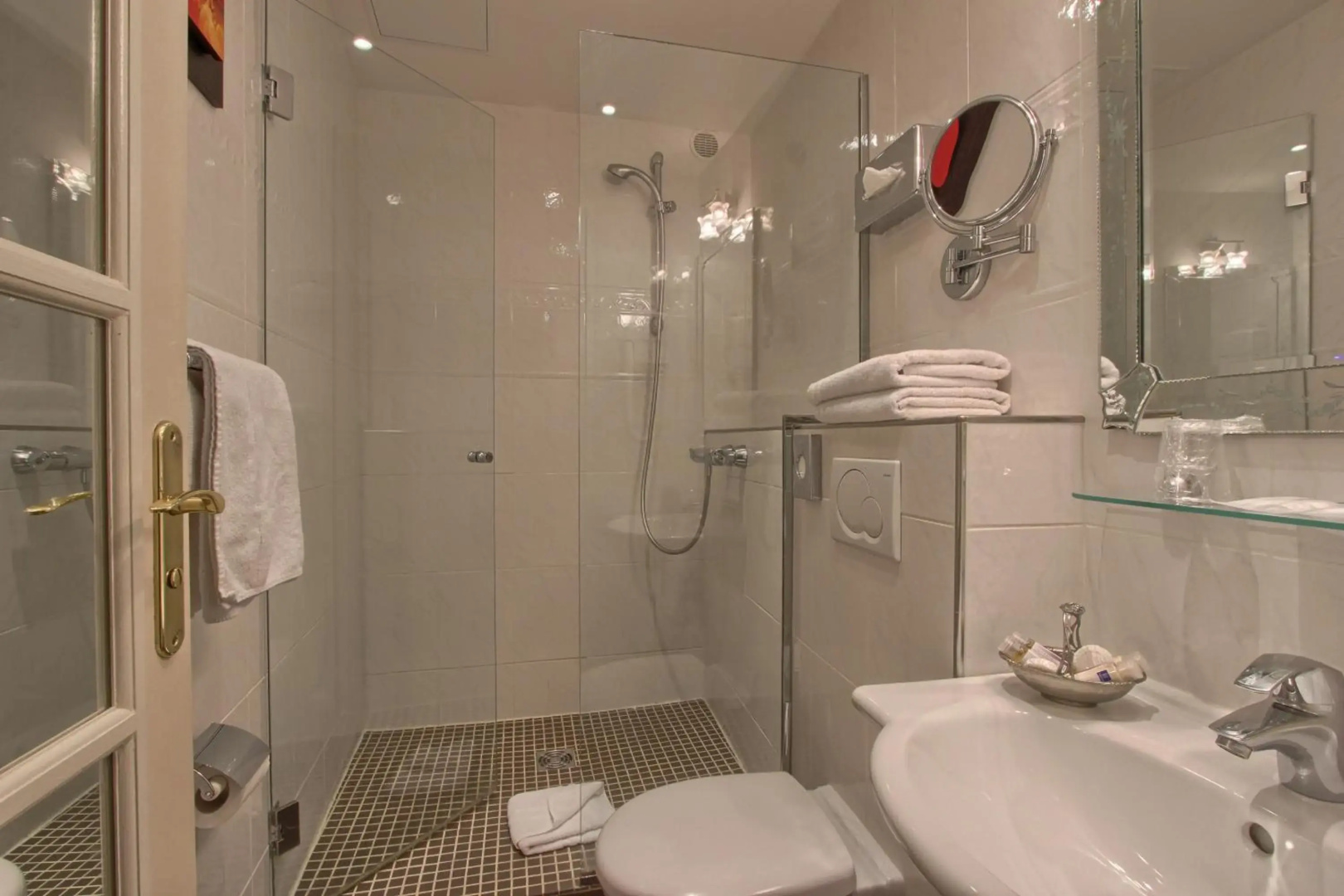 Timhotel Tour Montparnasse