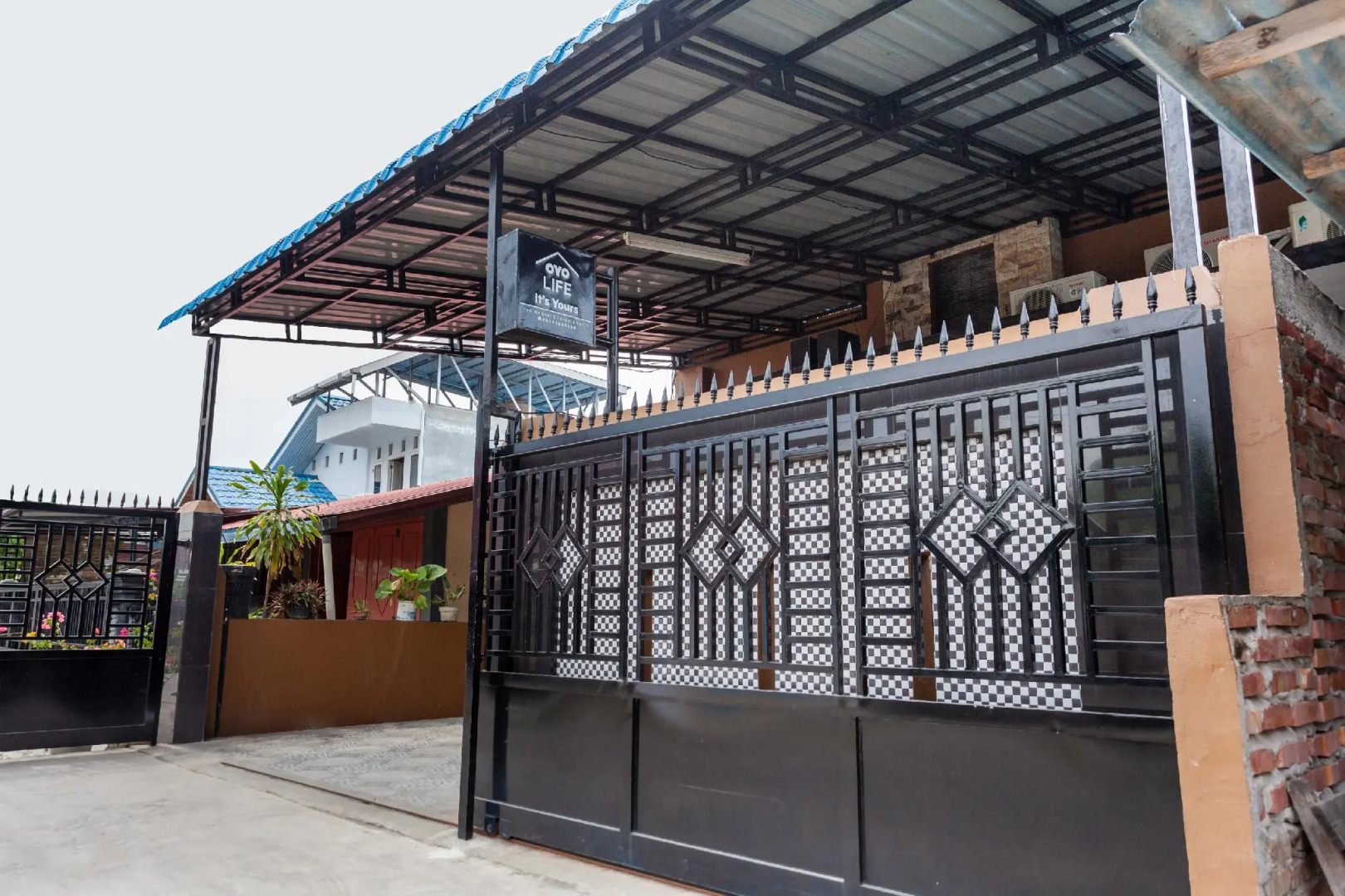 OYO 2923 Lavenia Kost 2