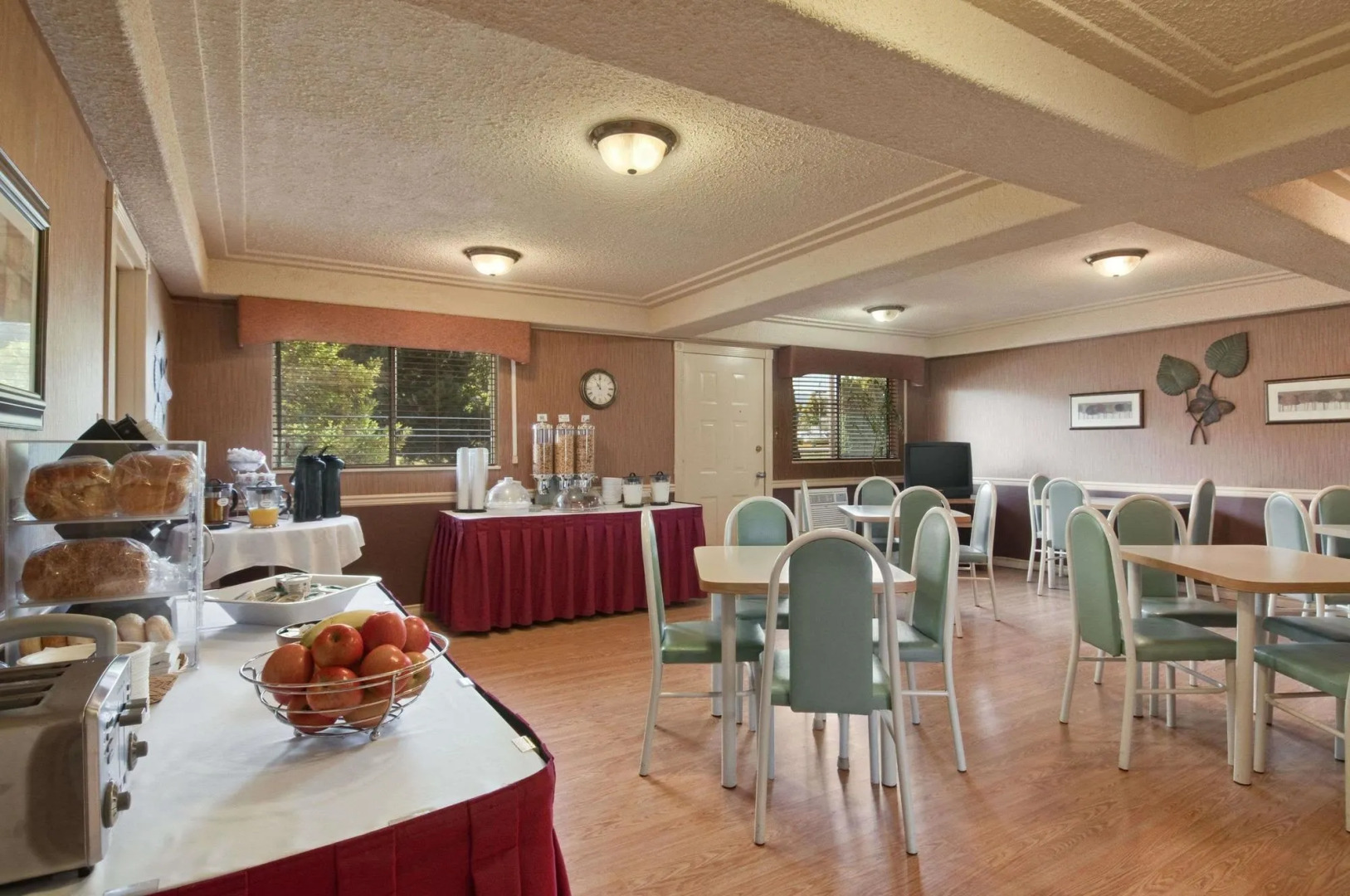 Coast Courtenay Hotel