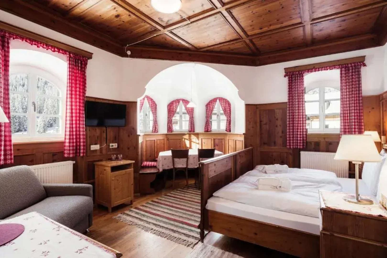 Hotel Dolomitenhof & Chalet Alte Post