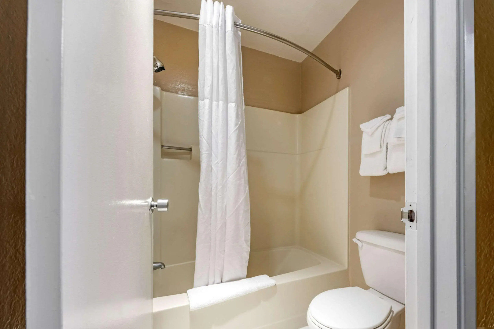 Scottish Fairway Inn