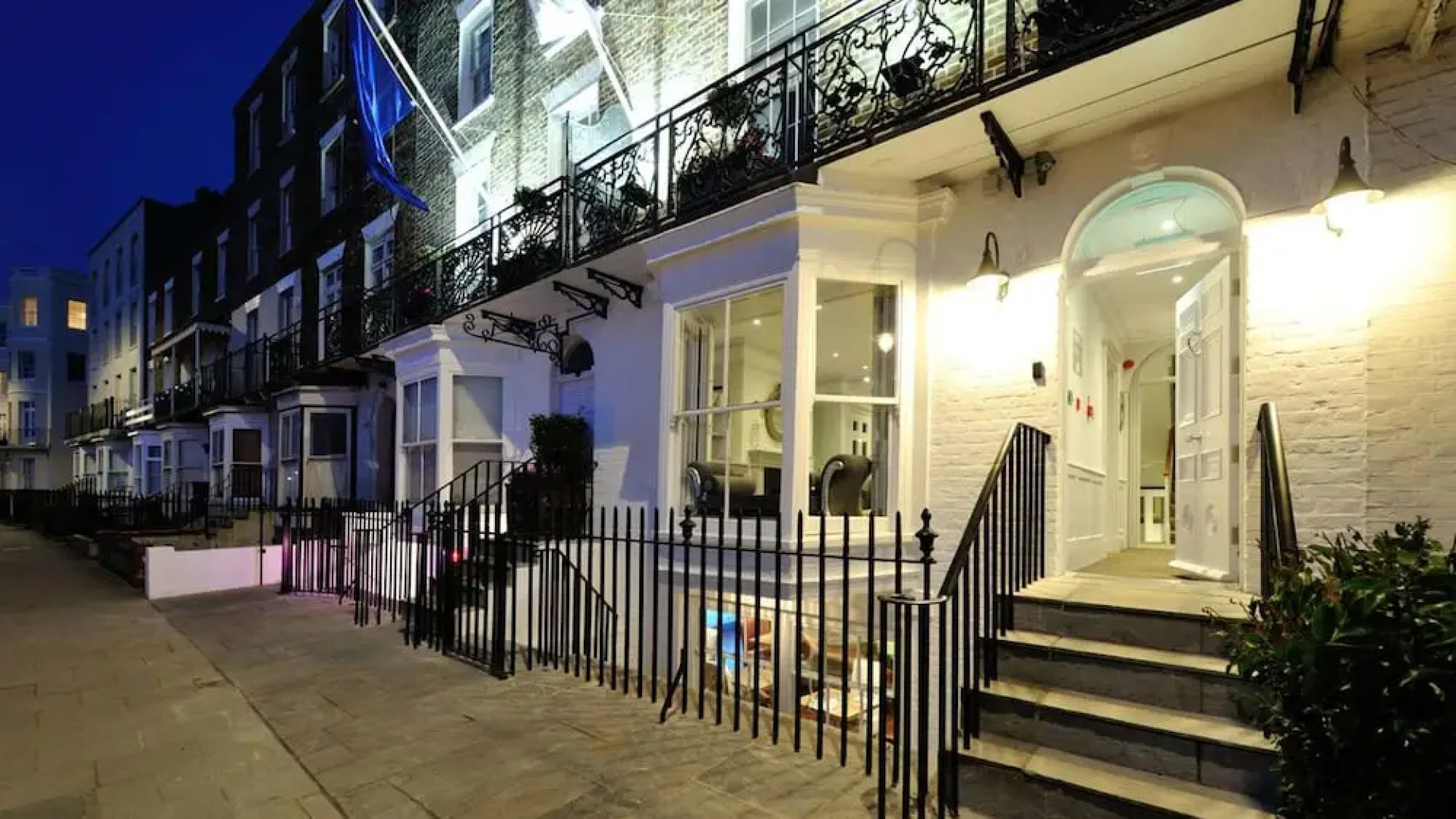 The Victoria Crescent Hotel