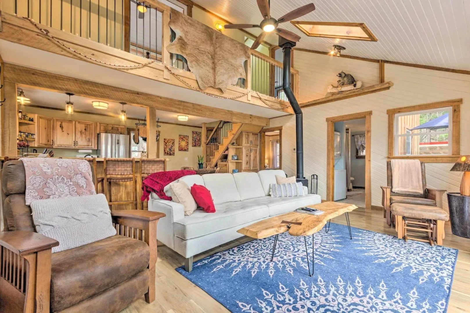 Hendersonville Cabin w/ Hot Tub, Views & Fire Pit!