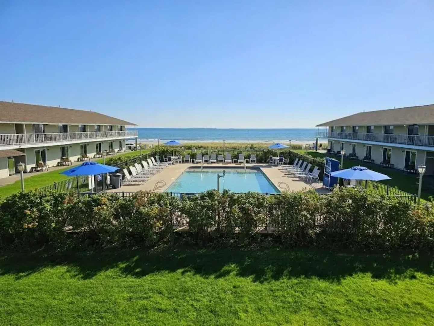 Friendship Oceanfront Suites