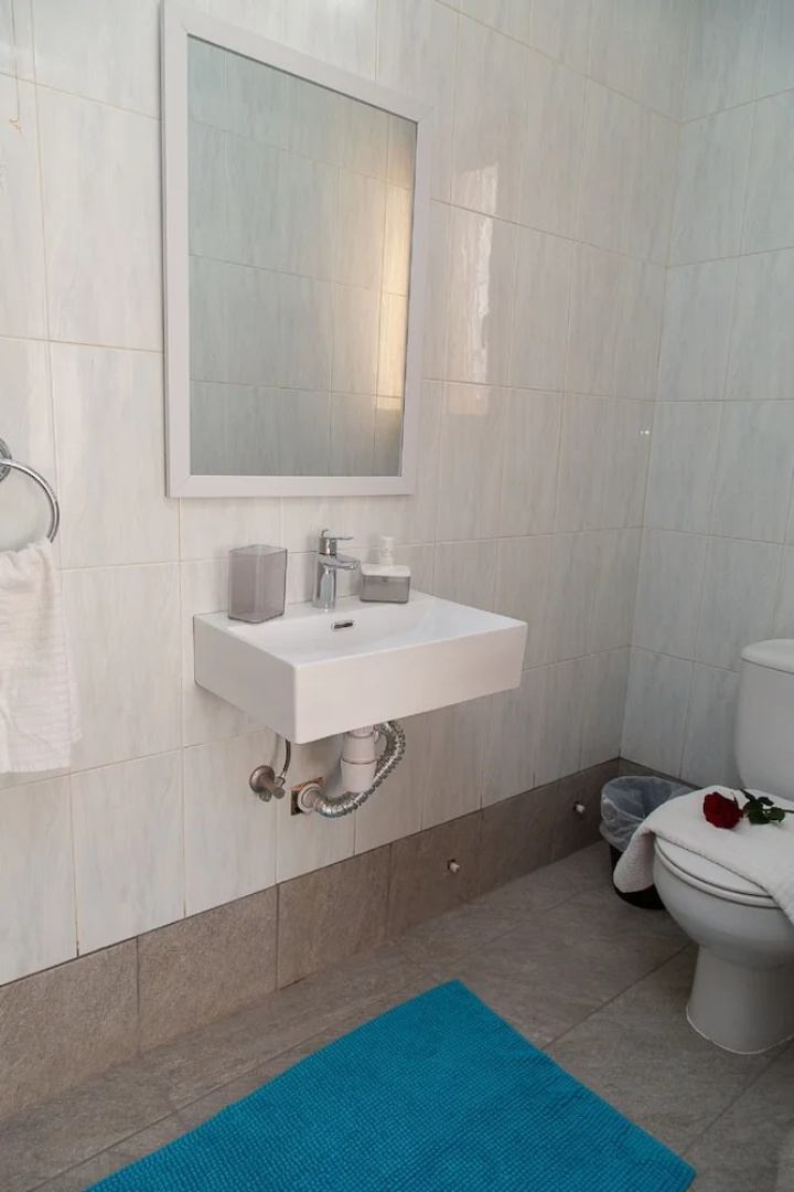 Coral Bay Sunkiss Villa