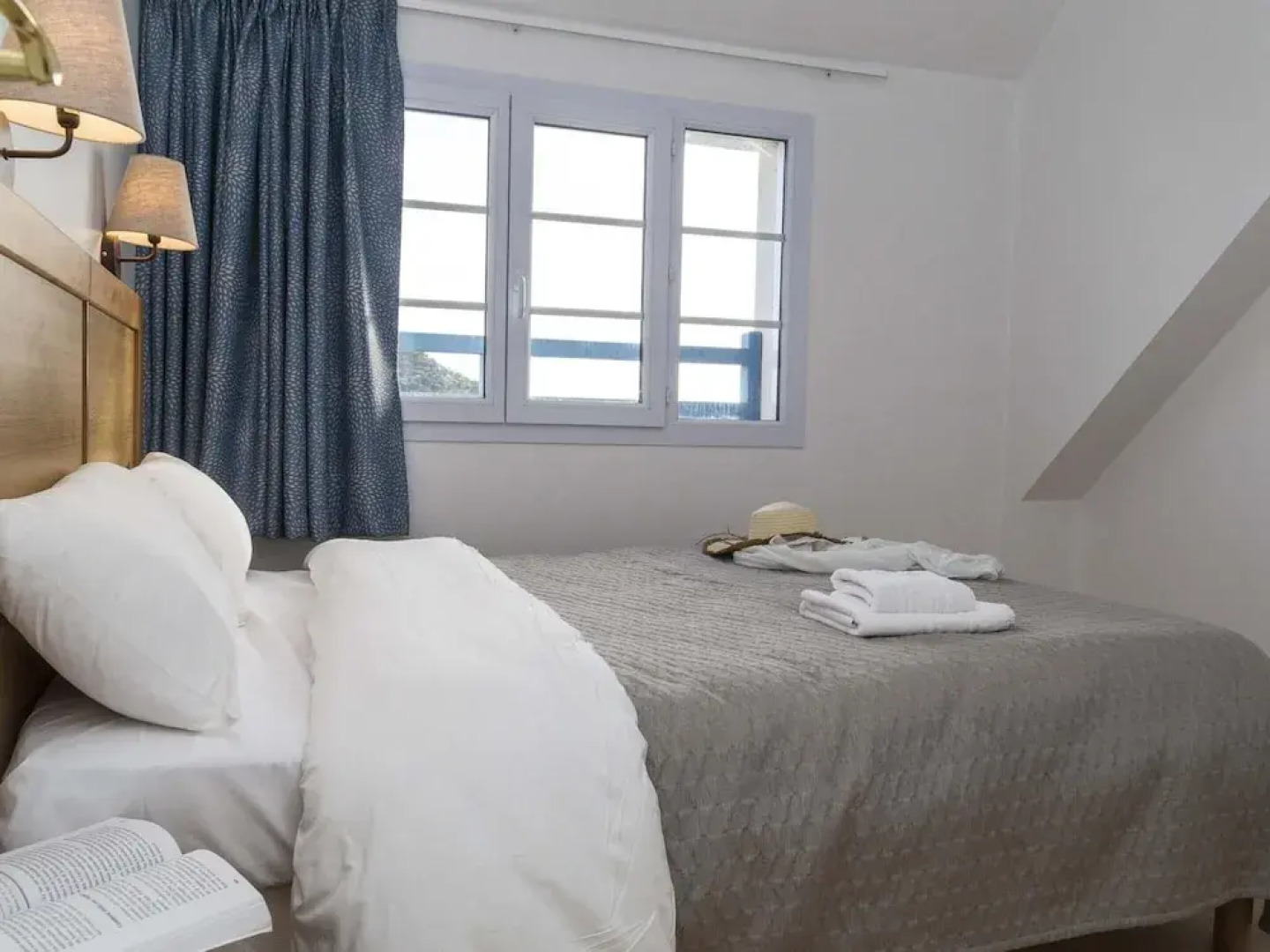 Apartment in Tregastel Near the Beach