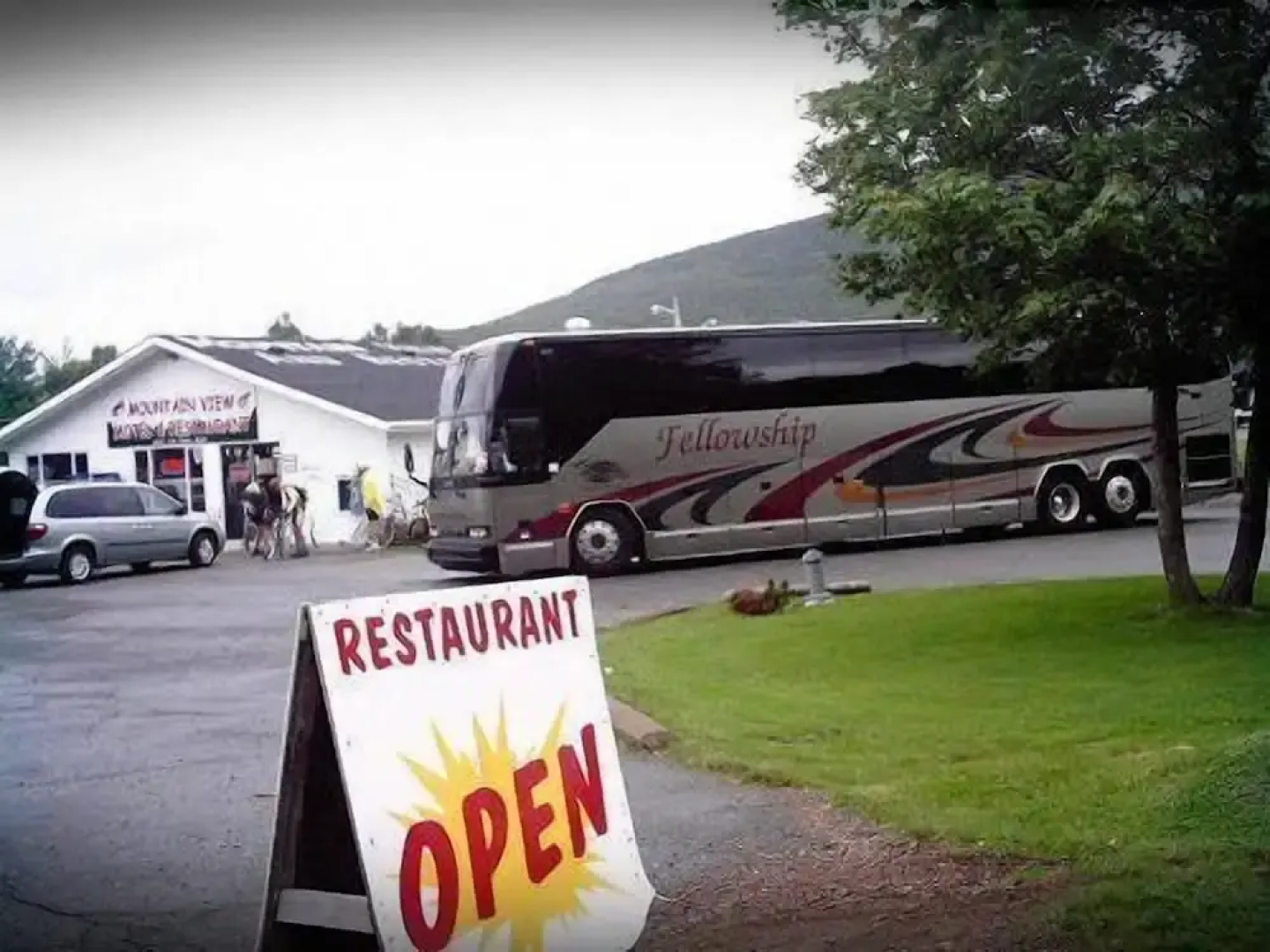 The Mountain View Motel & Cottages