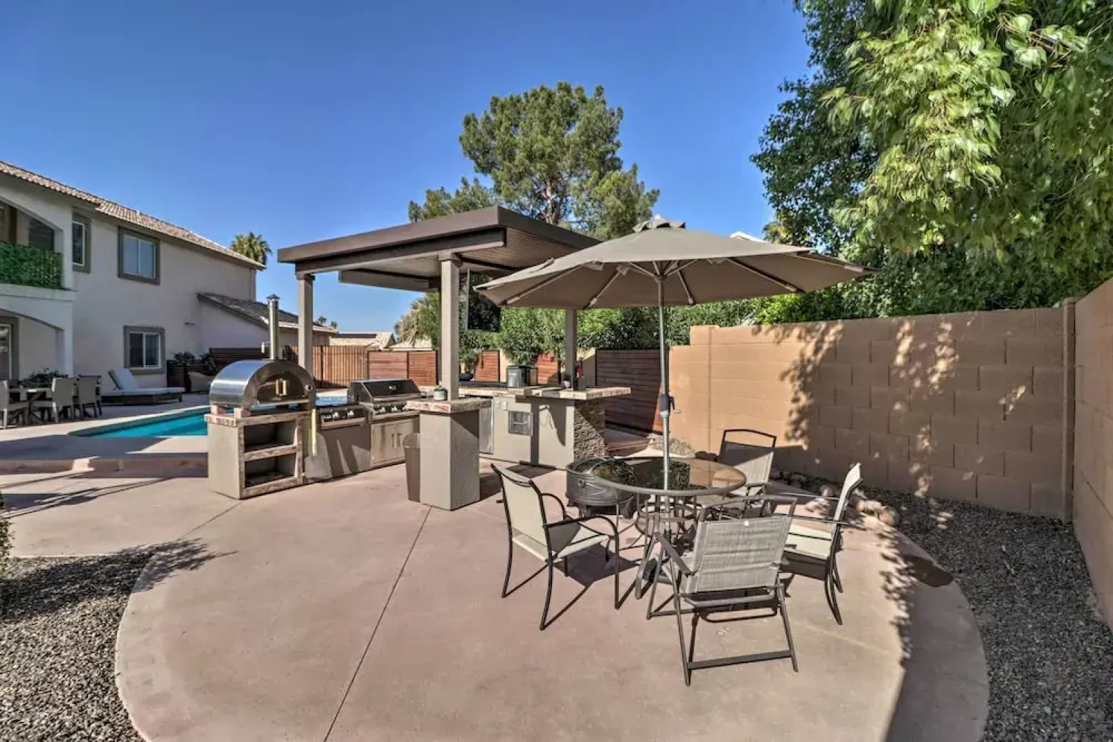 Lavish Family Escape w/ Game Room in Avondale!