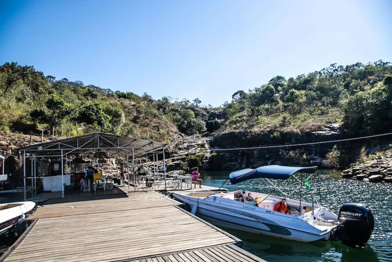 Containers Club Hotel