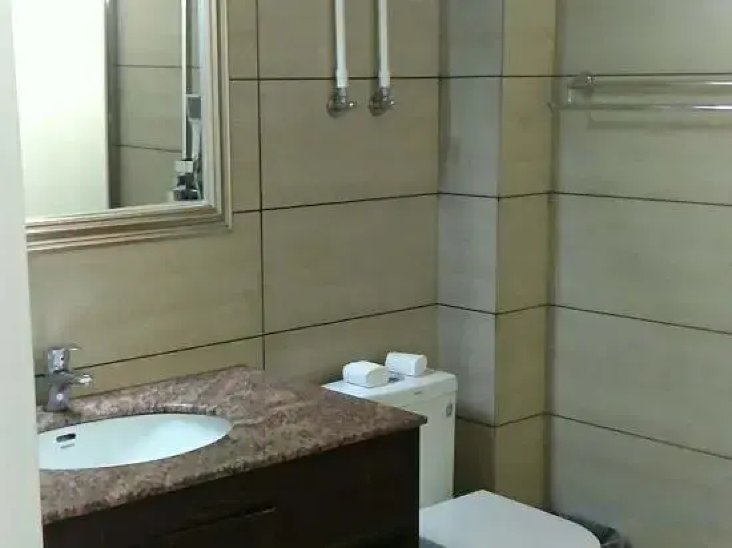 Longyuan Hotel