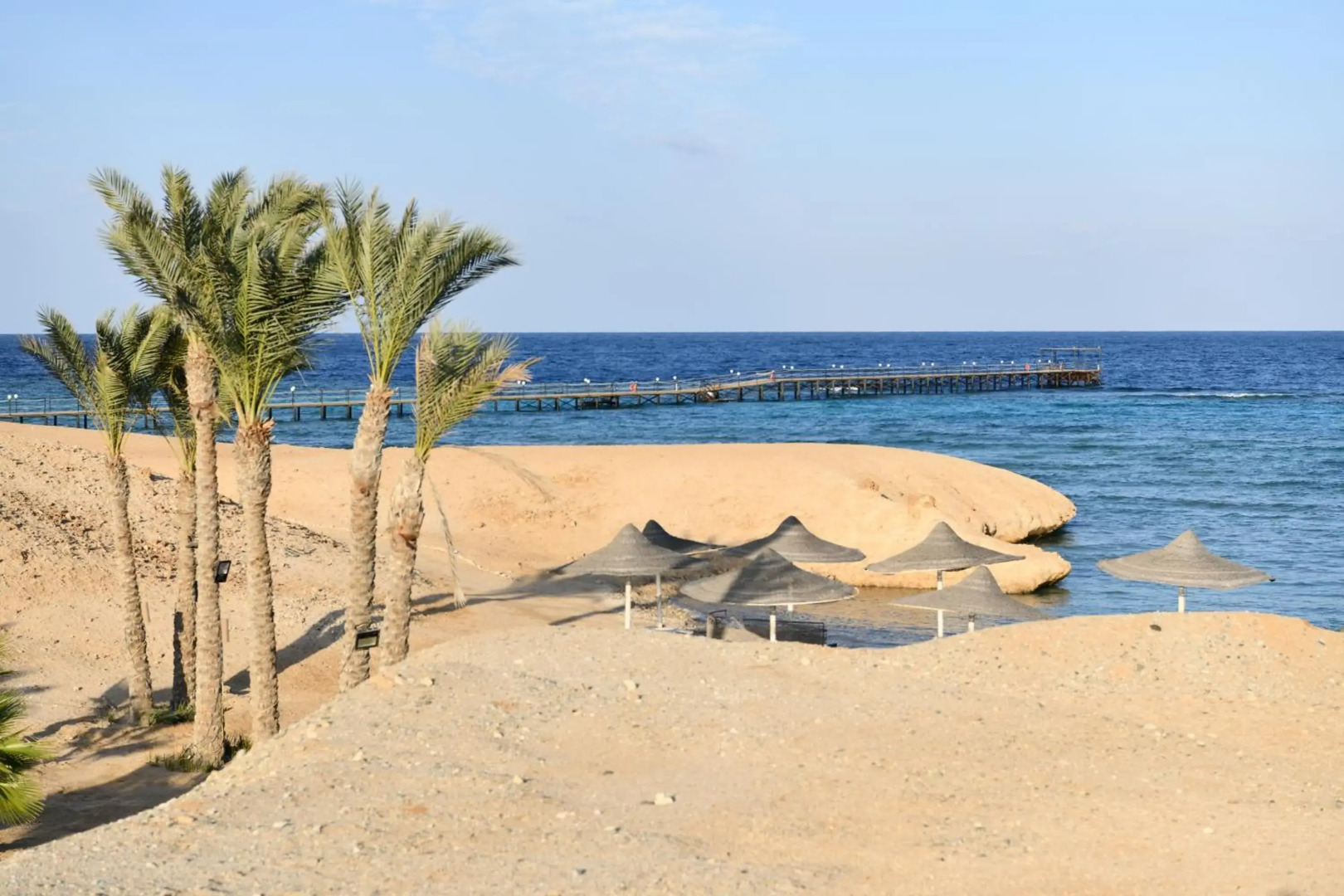 Отель Wadi Lahmy Azur Resort