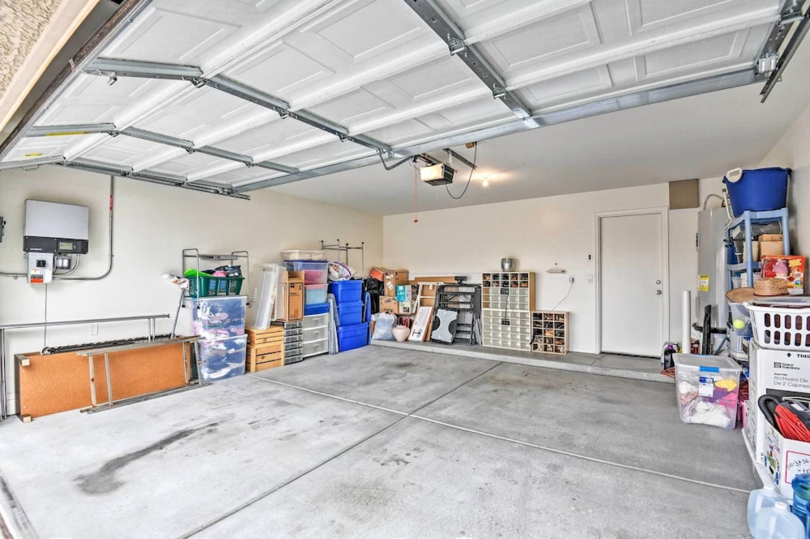 West Phoenix Home: Hike, Dine & Golf Nearby!