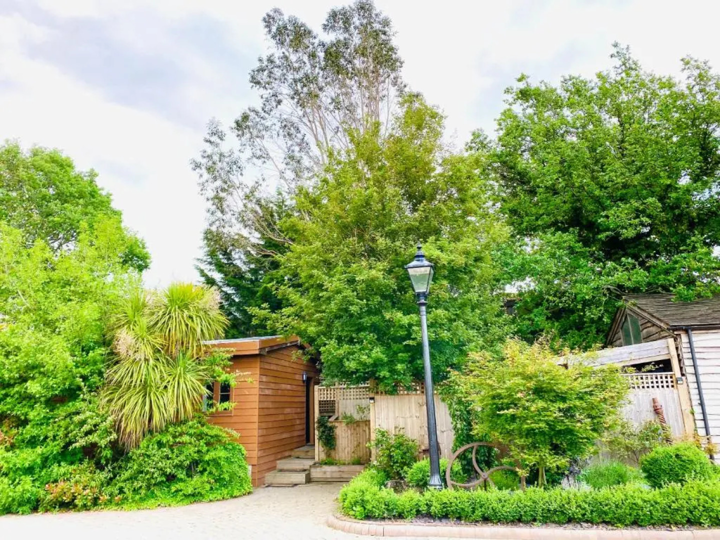 Amber Lodge Hickstead-A