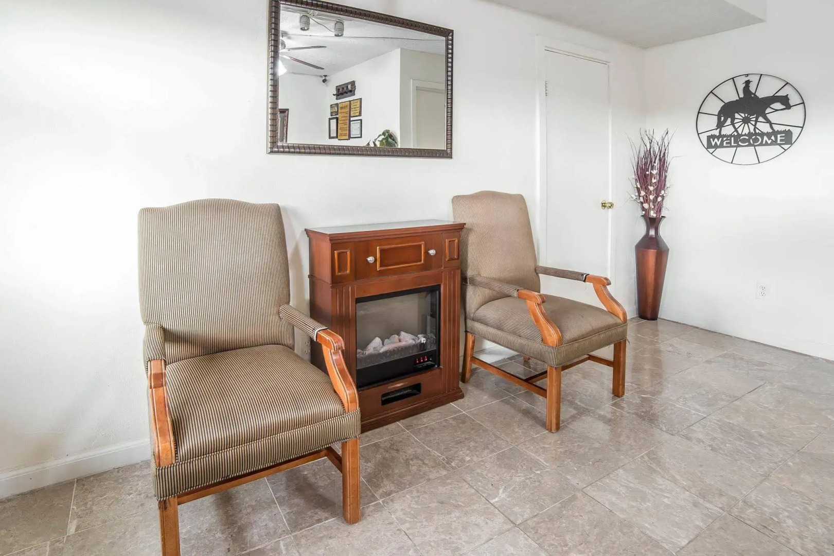 Rodeway Inn & Suites