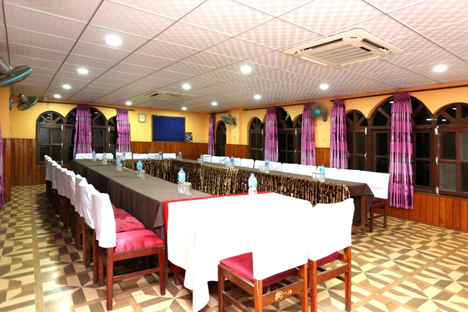 OYO 502 Avocado Orchid Resort