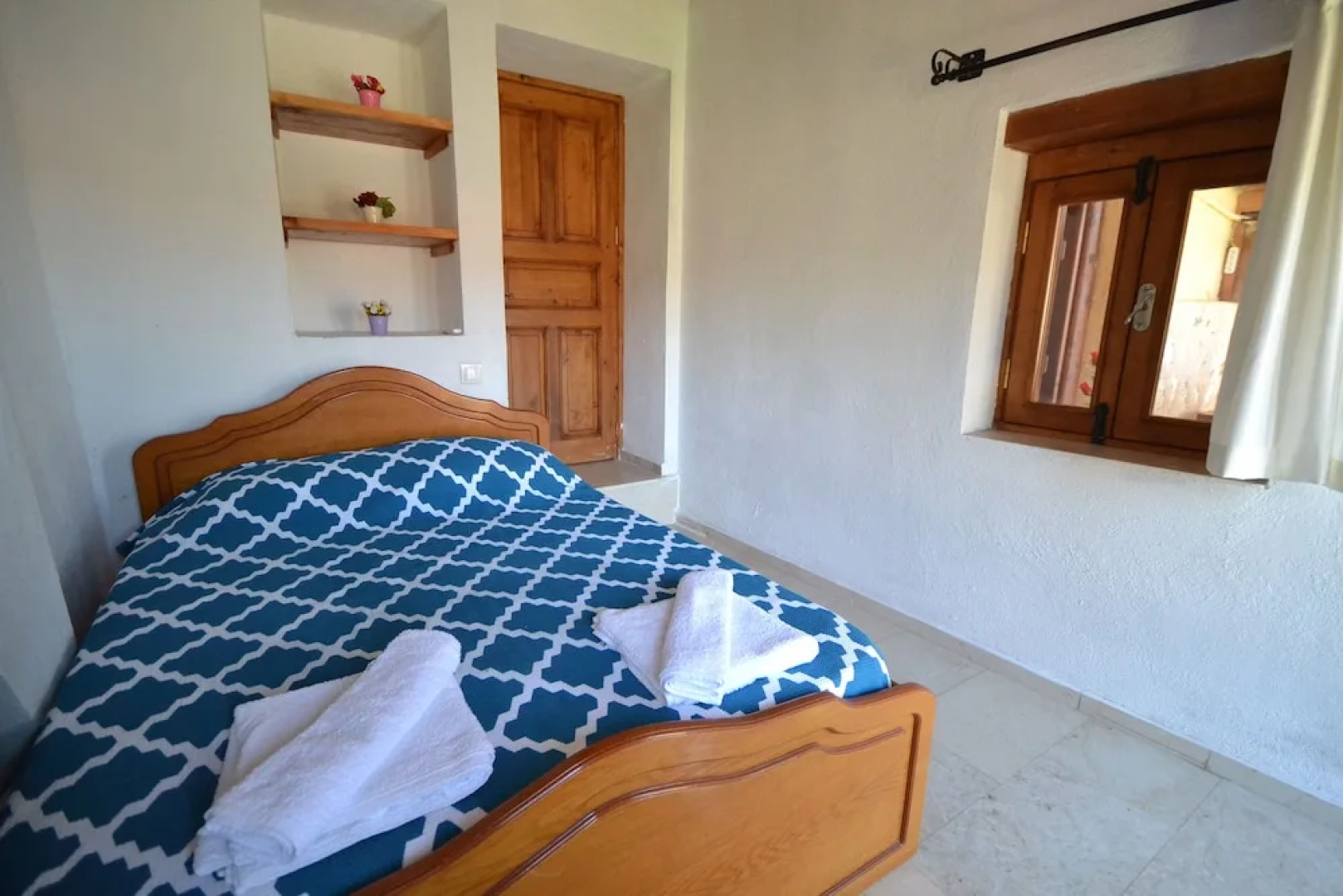 KAY4800 Villa Sems 2 Bedrooms