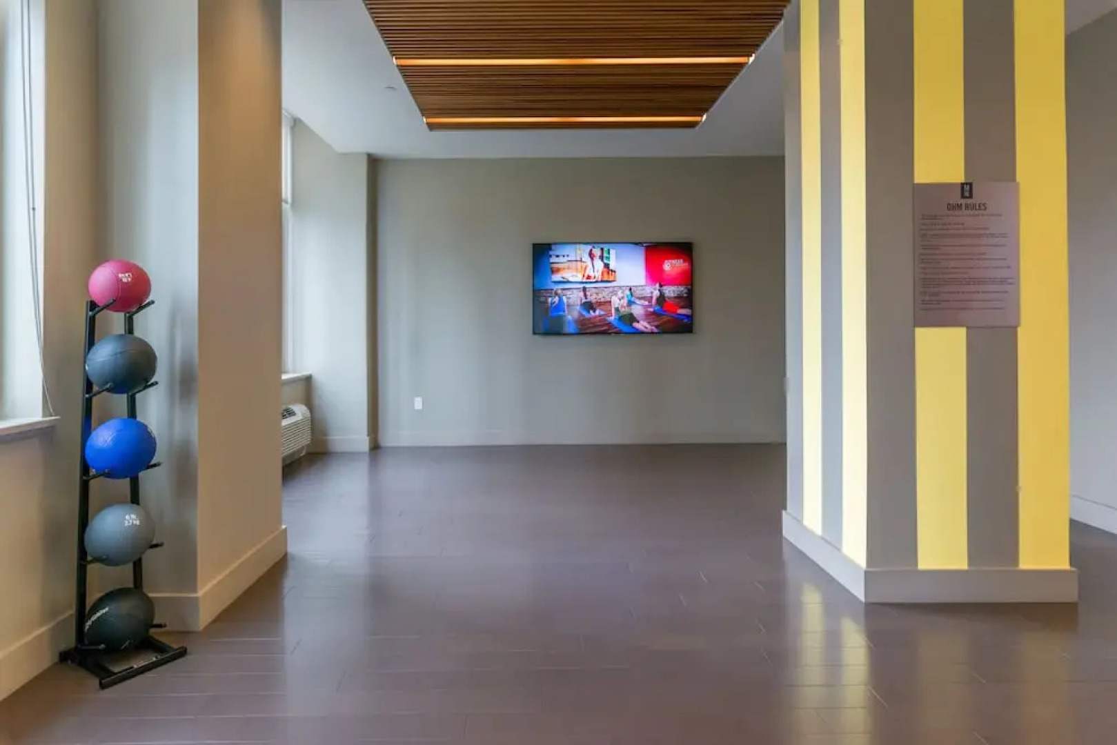 Skyline Luxury Home Suites at Newport