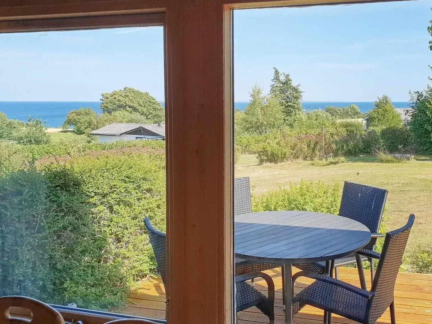 Rustic Holiday Home in Augustenborg near Sea