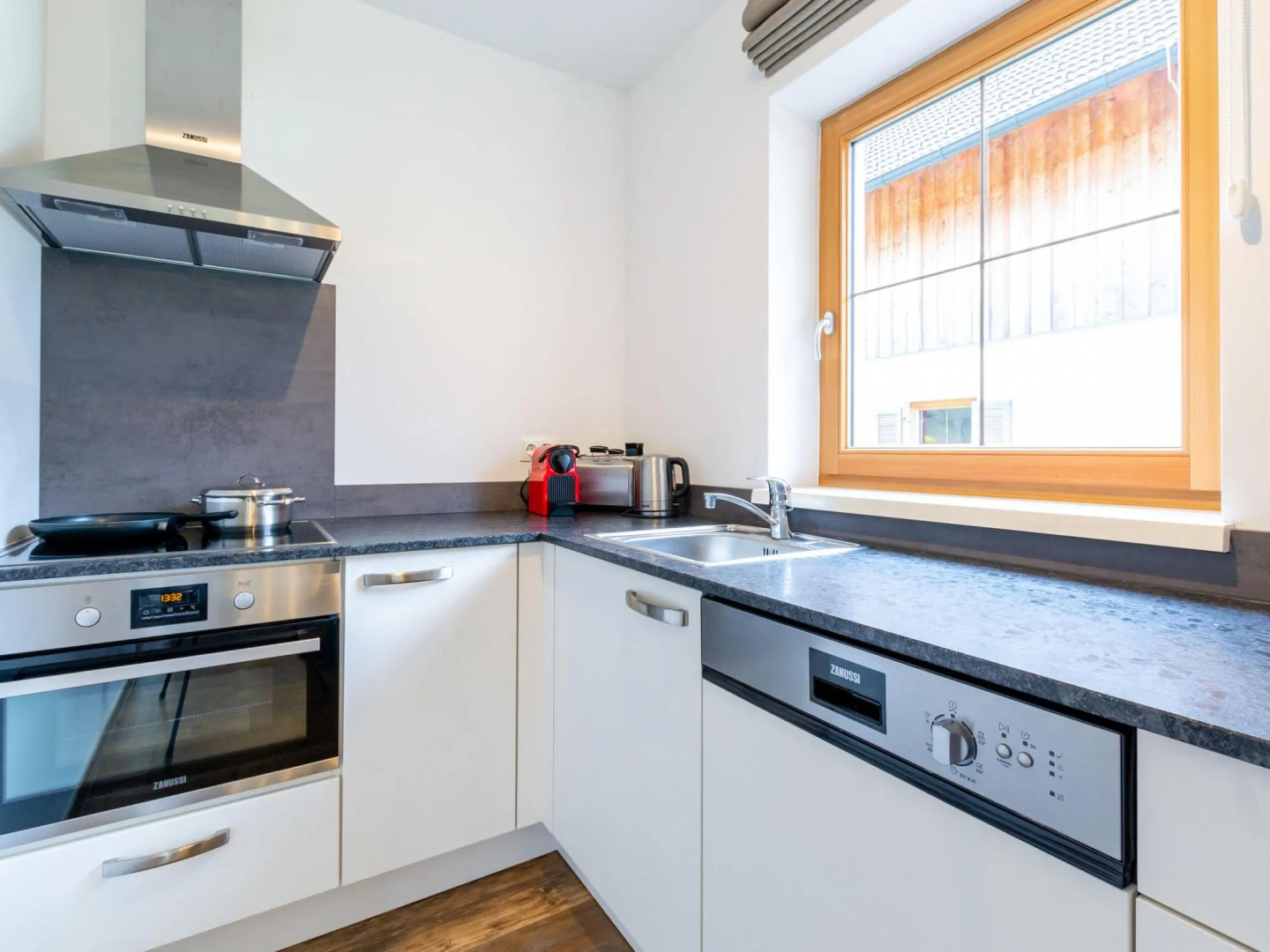 Luxury Chalet in Obertraun With Pool