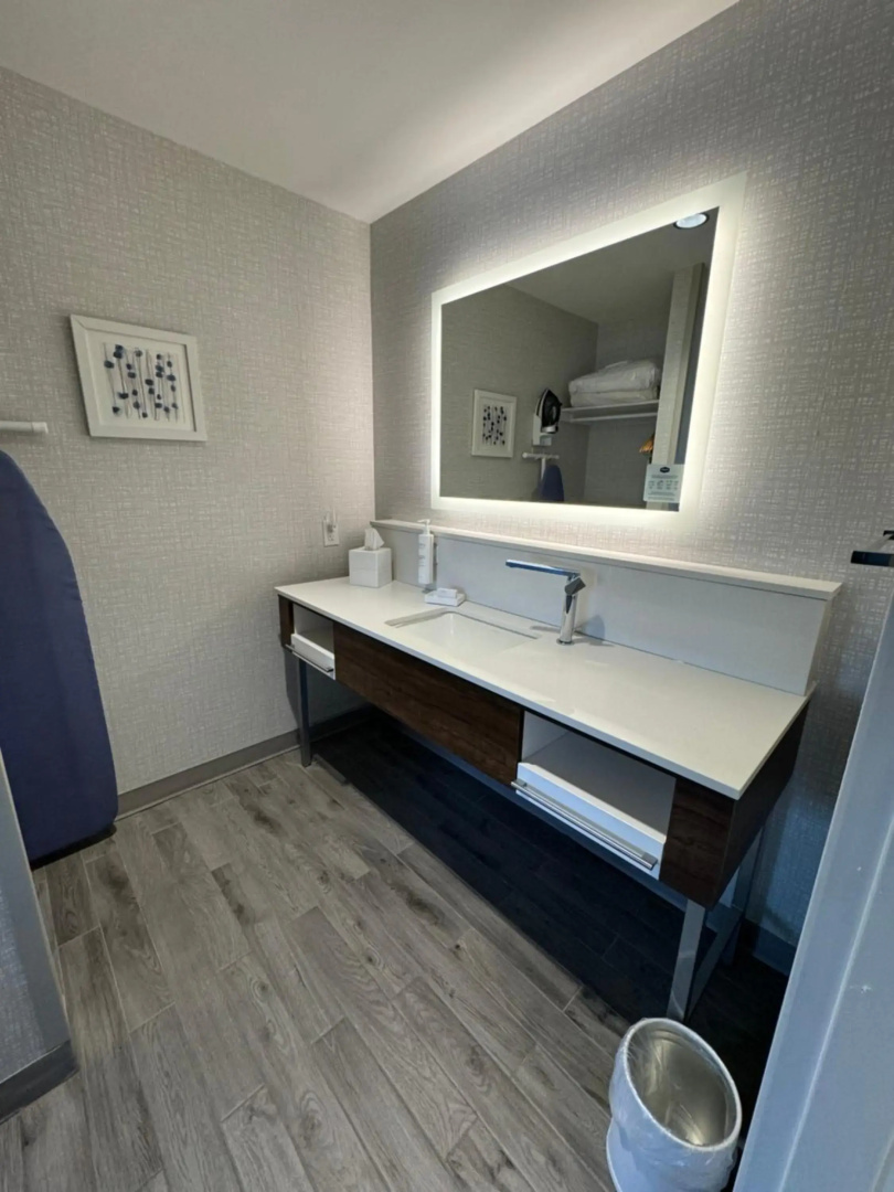 Hampton Inn by Hilton Kingston
