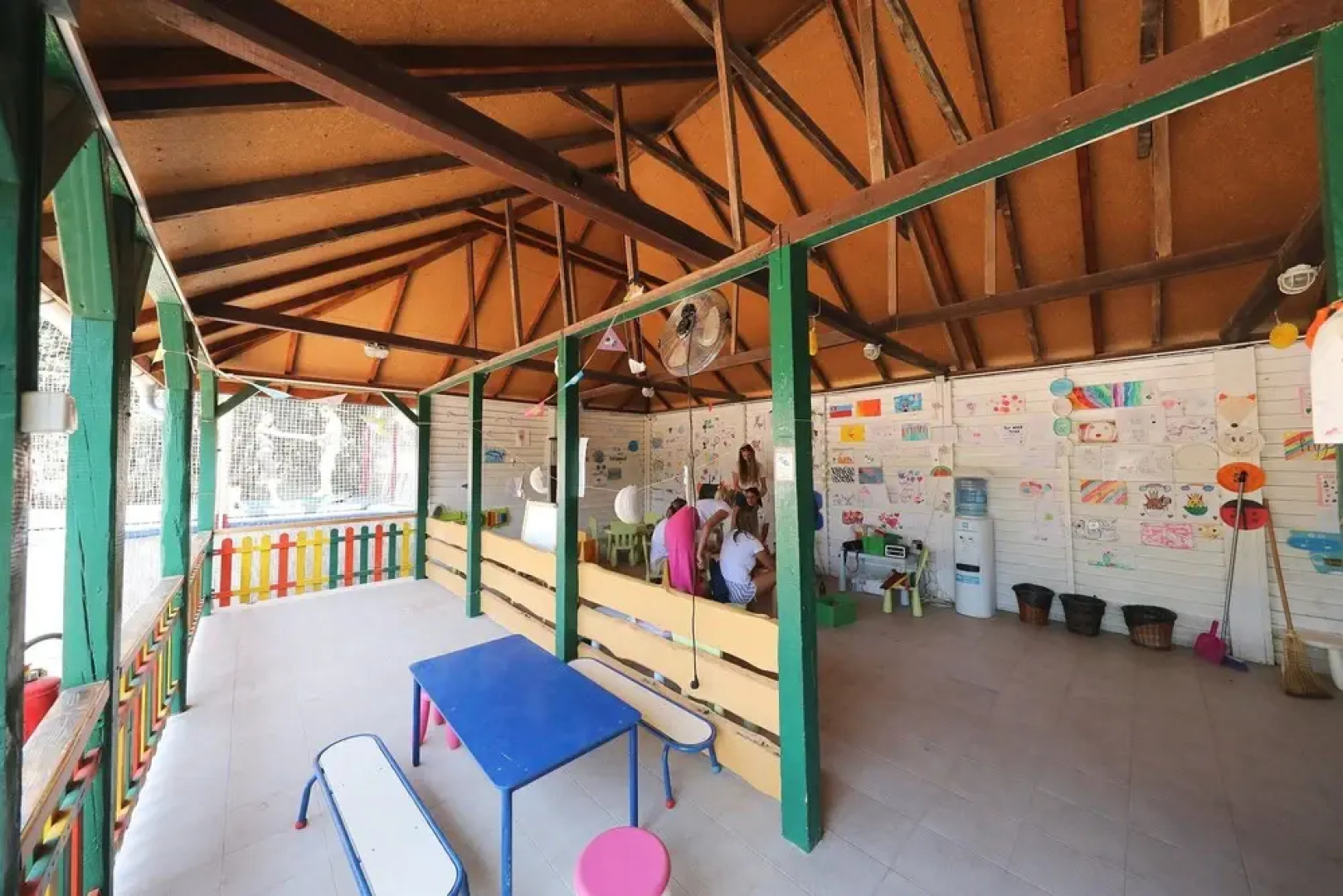 Pine Beach Pakostane Glamping Homes - All Inclusive light