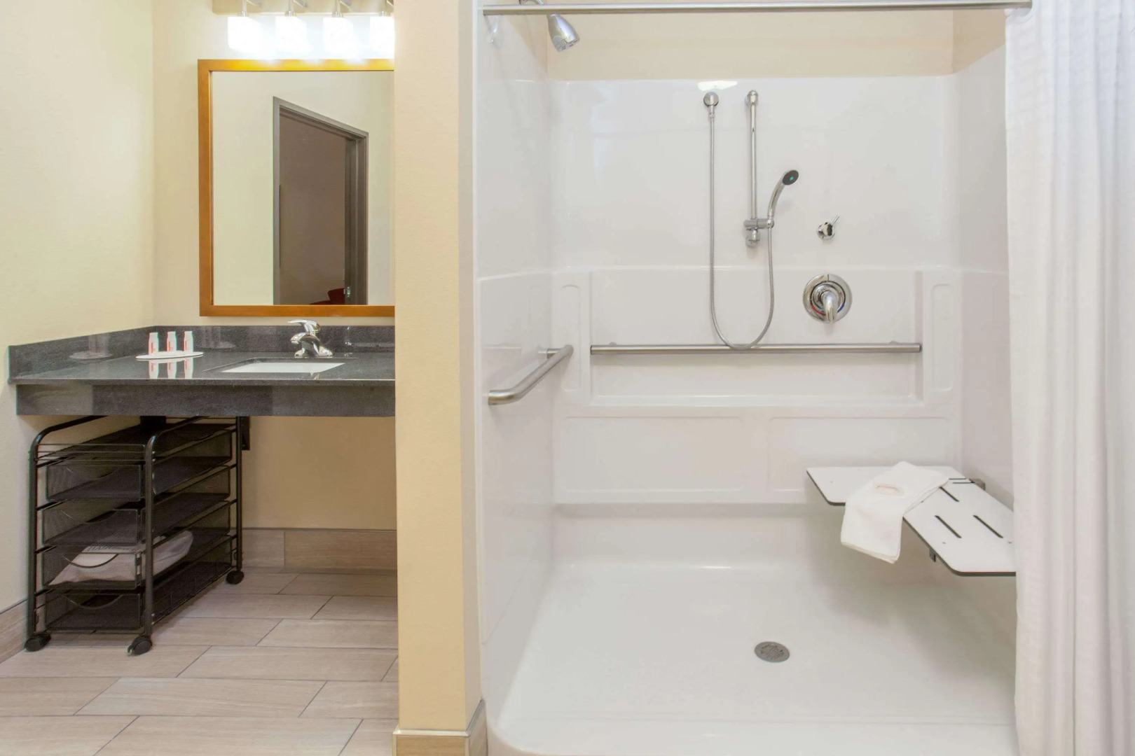 Baymont by Wyndham Grand Forks