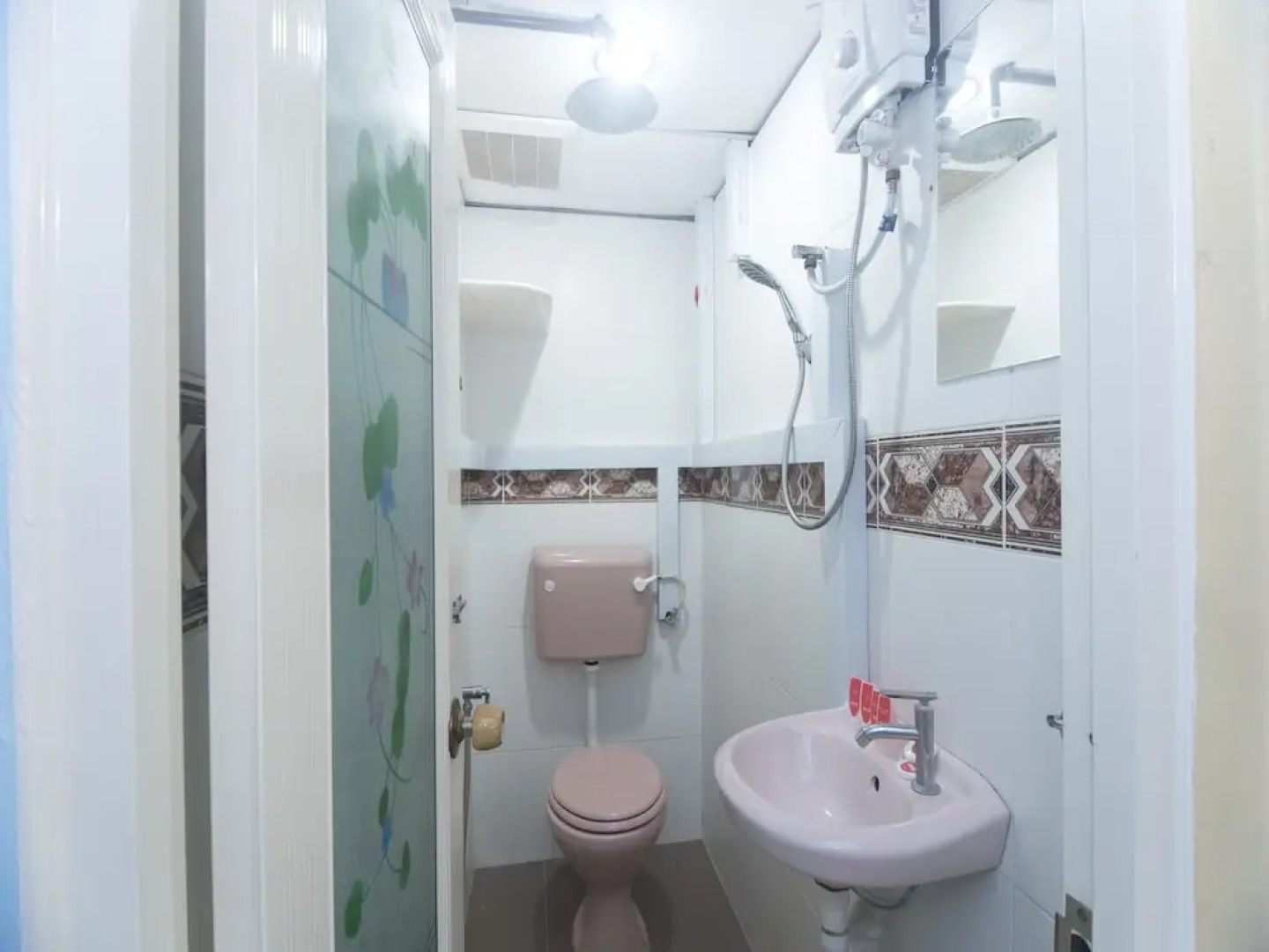 Rafik Ali Motel by OYO Rooms