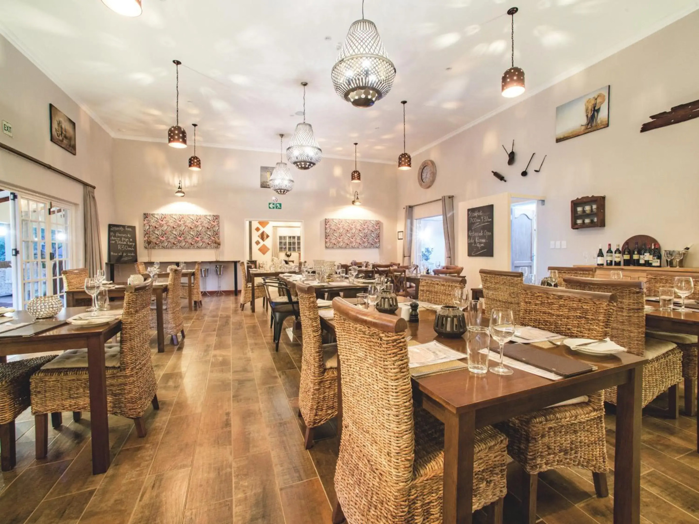 Monkey Thorn Guest Lodge