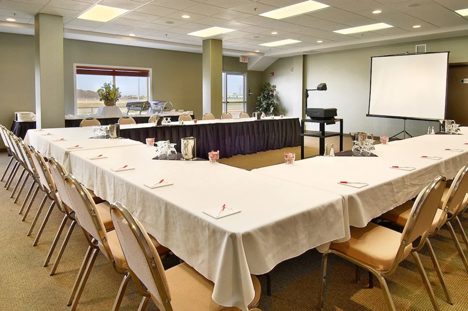 Ramada Clairmont/Grande Prairie