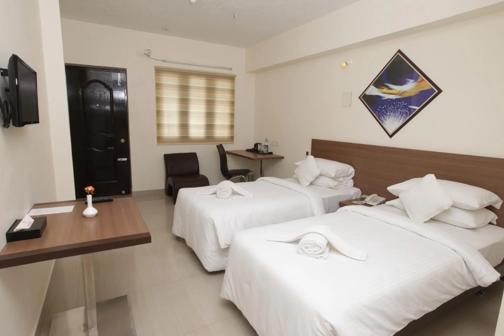 Aakash Inn Tiruvannamalai