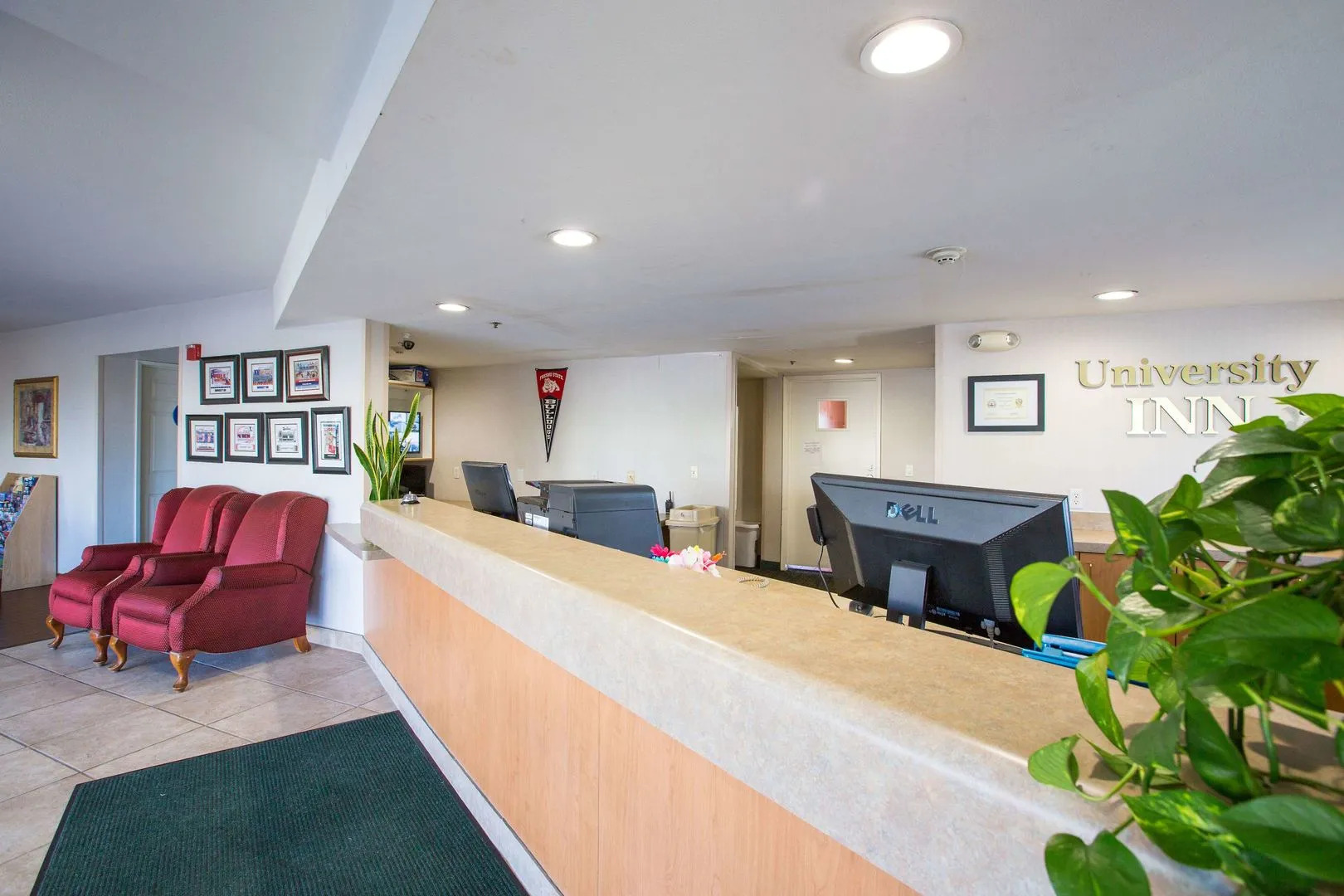 University Inn Fresno