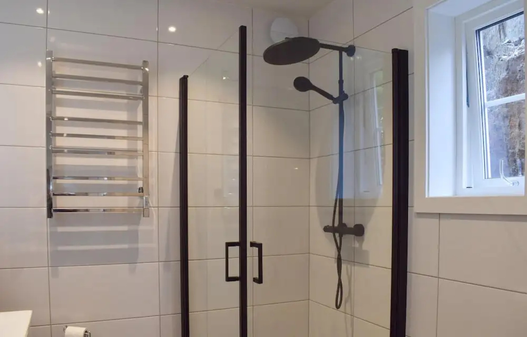 Beautiful Home in Tvedestrand With 3 Bedrooms and Wifi