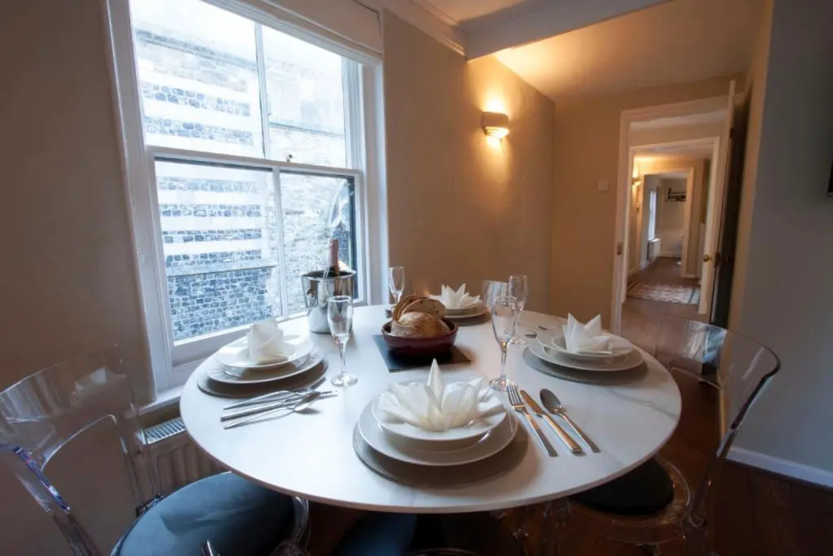 Entire 2 bed, 2 bath cottage in the heart of Rye citadel