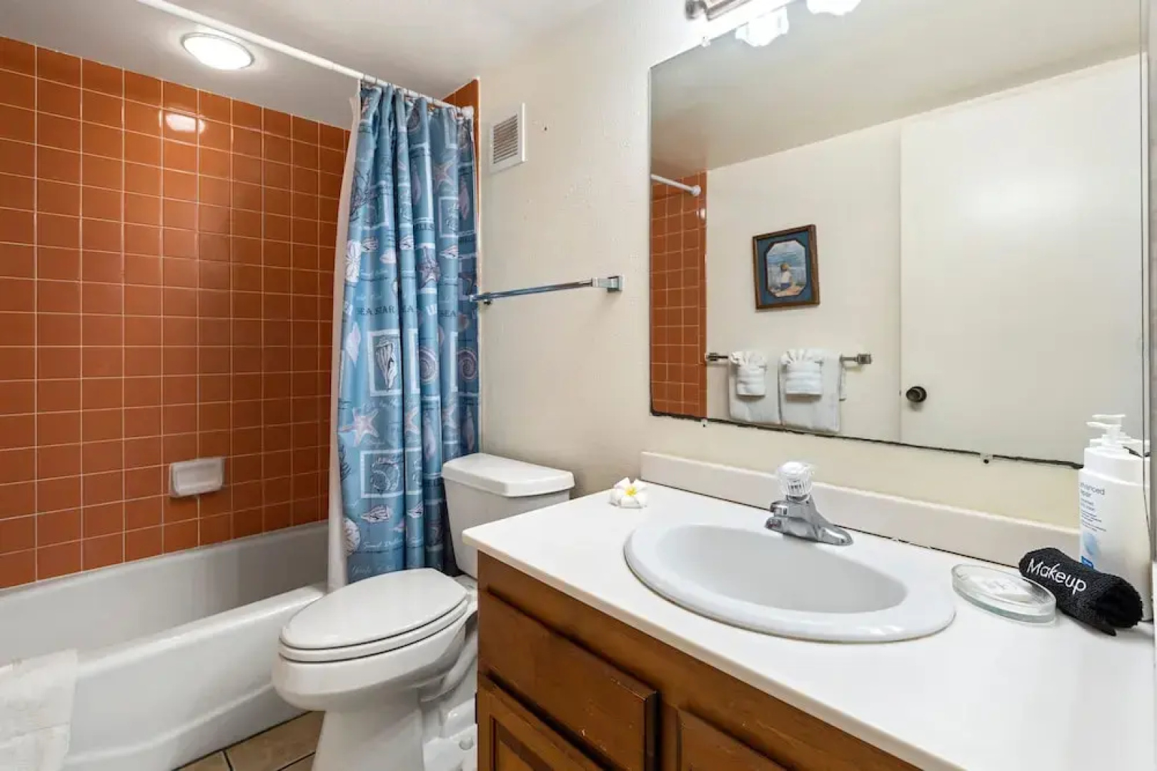 Big Island White Sands Village 202 2 Bedroom Condo
